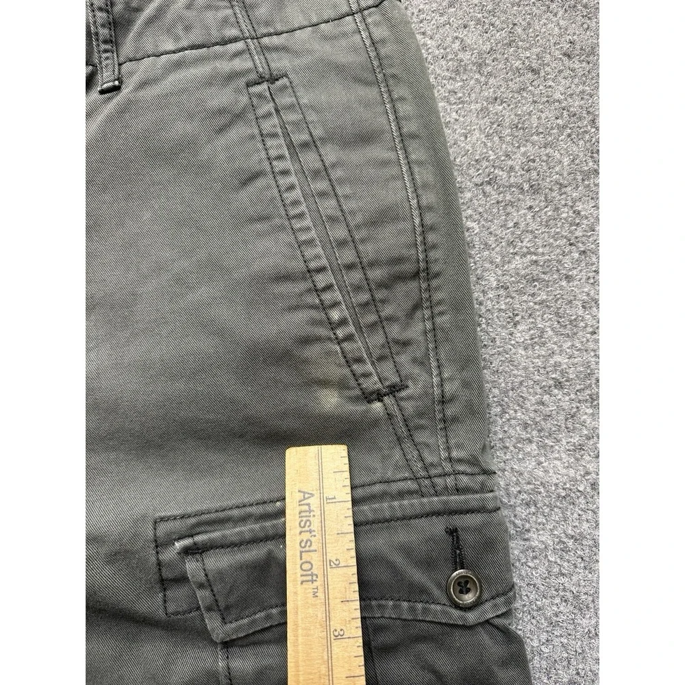 Levi's Gray Cargo Shorts‎ Size 36 Baggy Y2K Skater